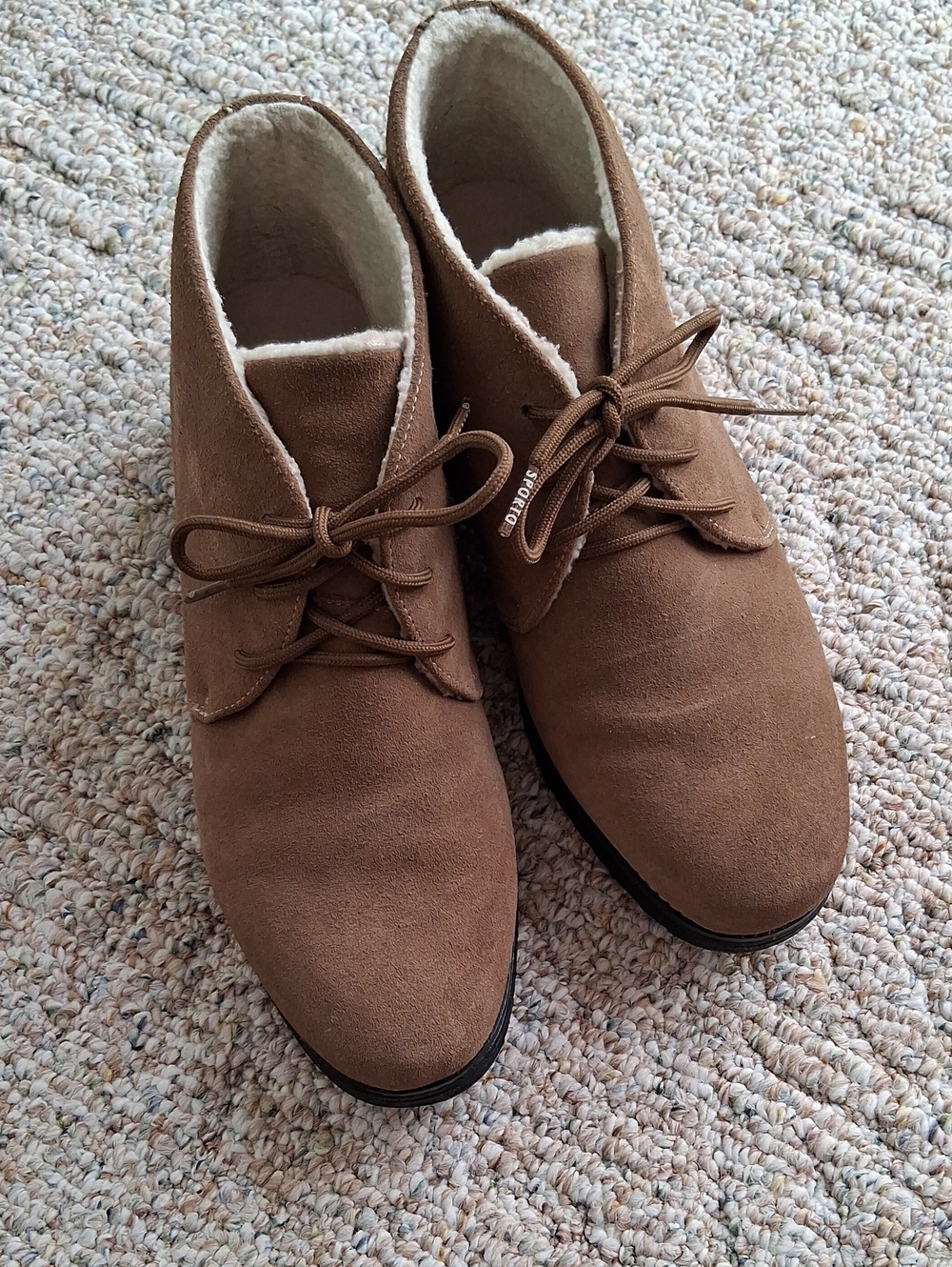 Sporto Gretchen Woman's Tan Suede Lace-Up Chukka Boot with Warm Lining